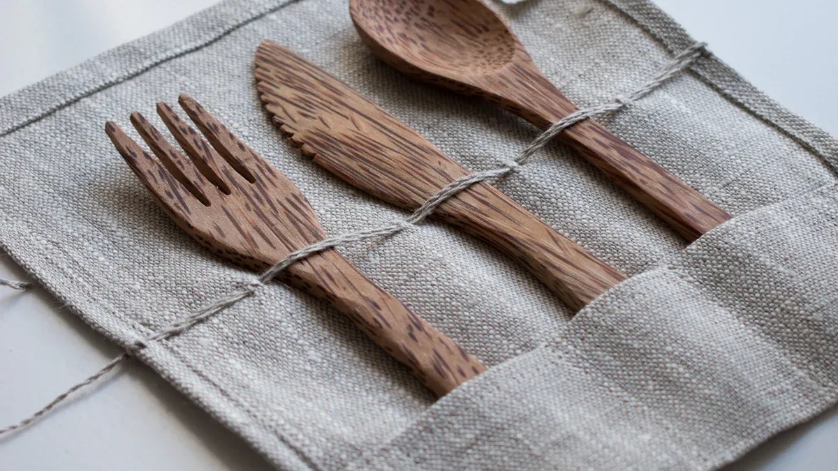 Global Sustainable Tableware Trends in 2025: What Buyers Need to Know